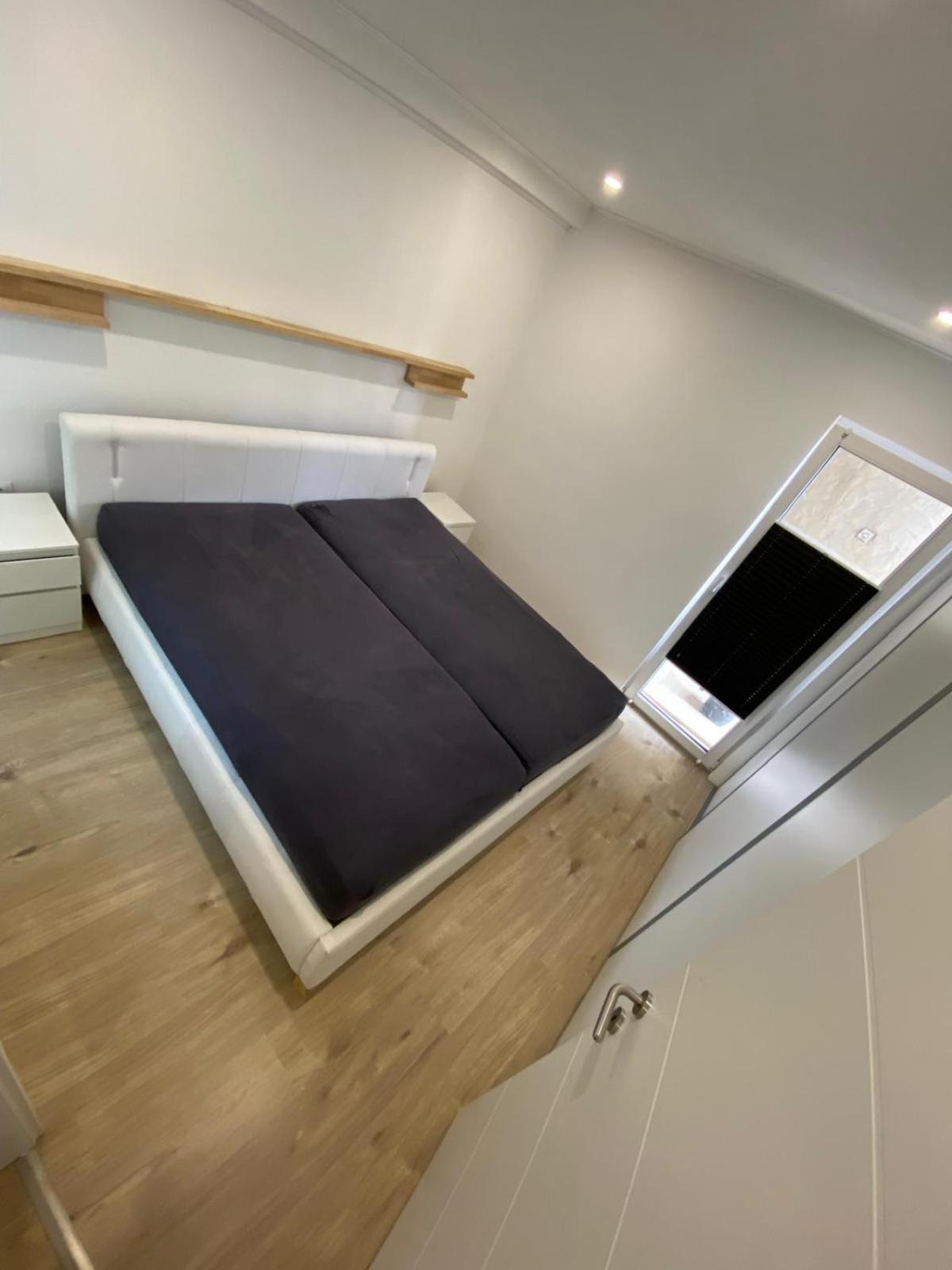 Apartment Milena Kastela Mit Whirlpool Bagian luar foto